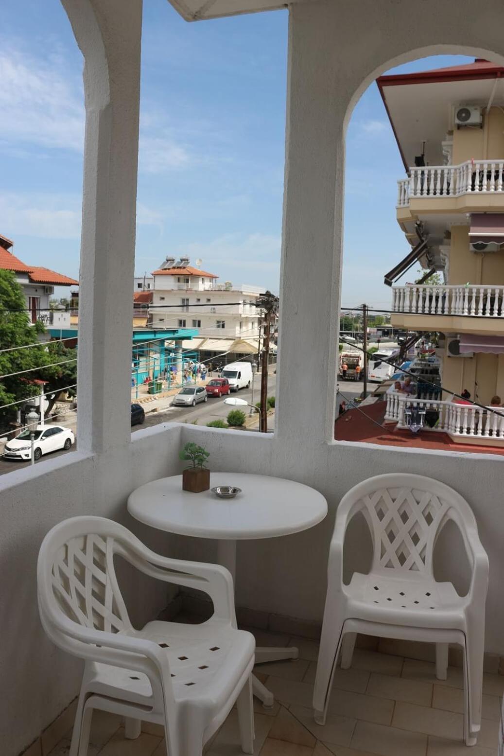 Lina's #1 Paralia Katerinis